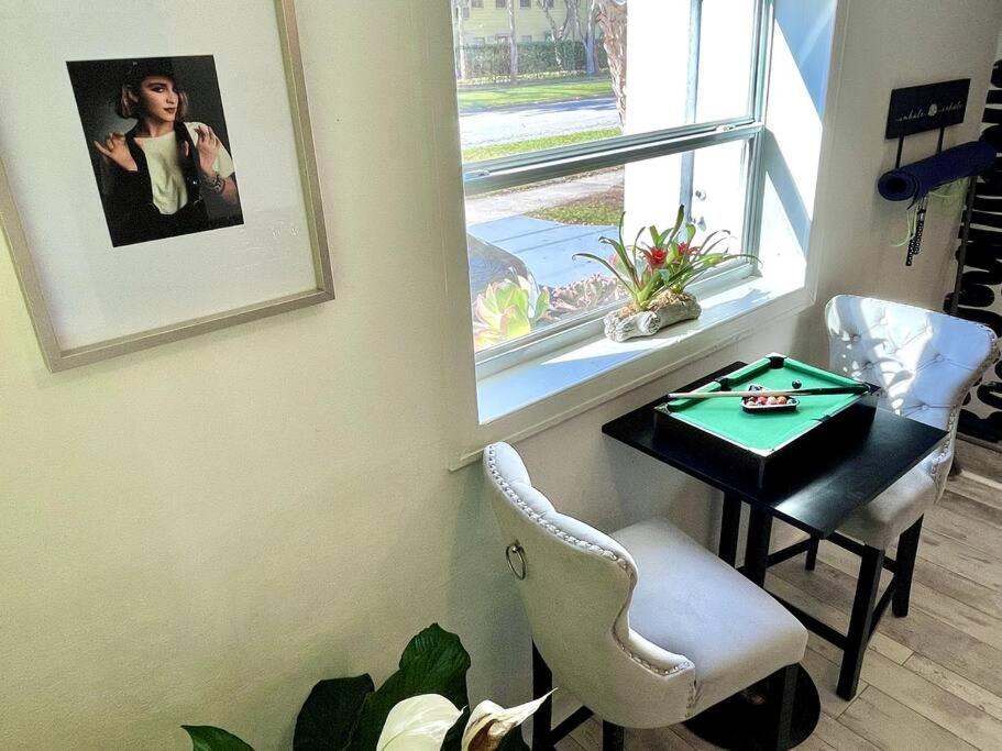 Cozy Sanctuary Minutes From The Bay And Beaches Tampa Exterior photo