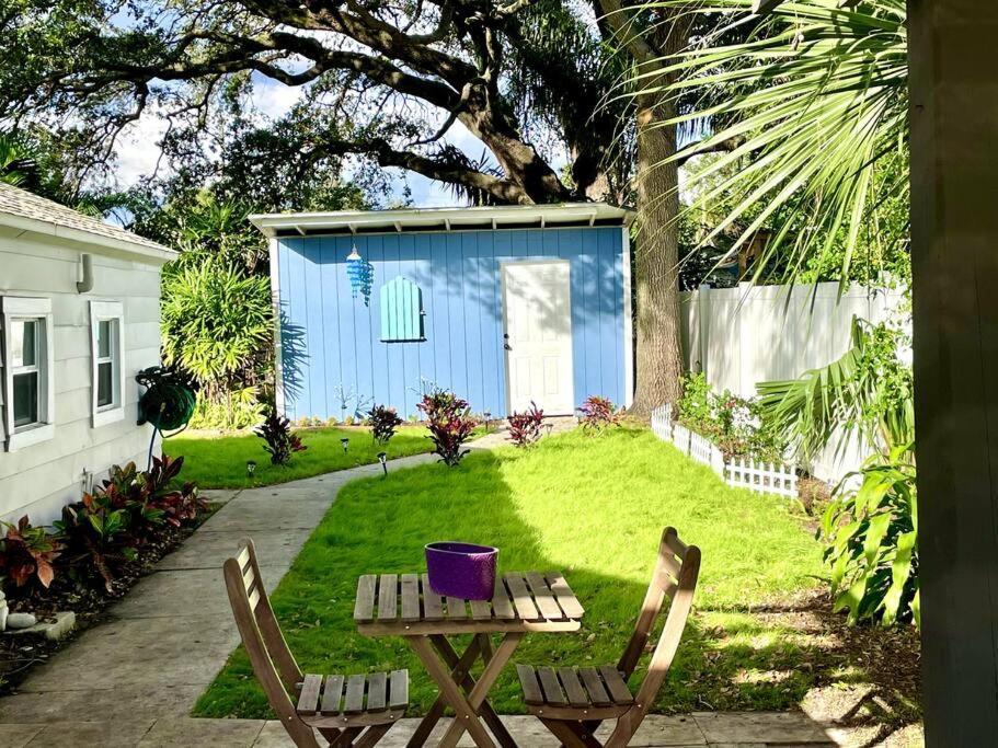 Cozy Sanctuary Minutes From The Bay And Beaches Tampa Exterior photo